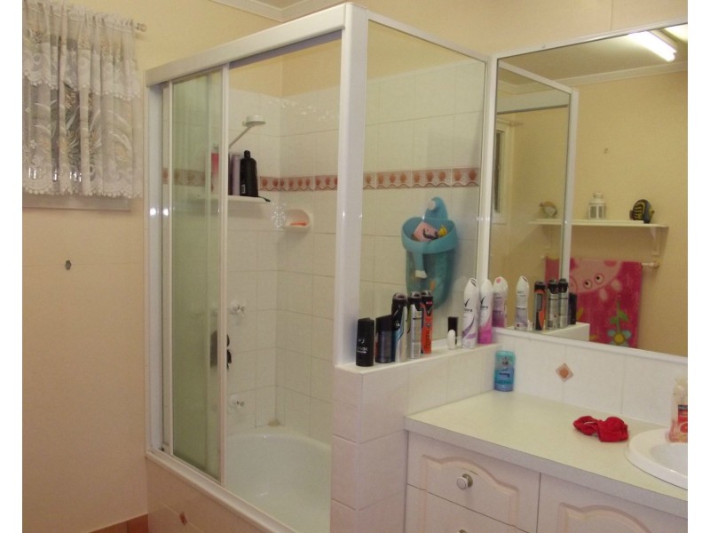 208 Churchill Street, Childers QLD 4660