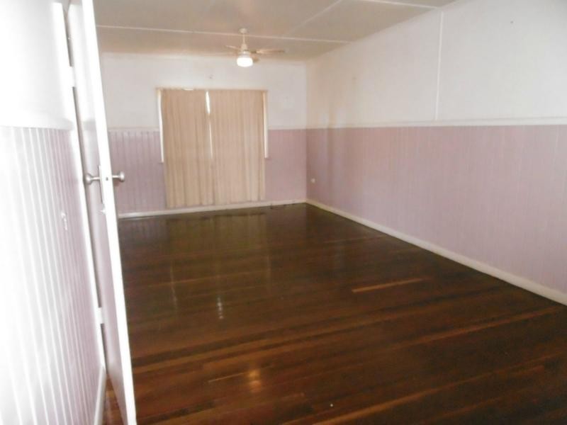 30 Churchill Street, Childers QLD 4660