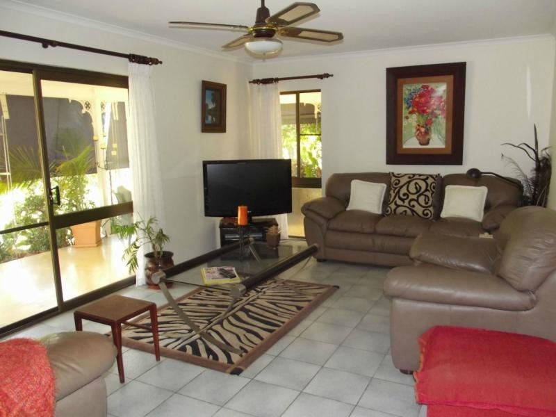 8049 Isis Highway, Dallarnil QLD 4621