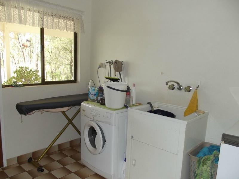 8049 Isis Highway, Dallarnil QLD 4621