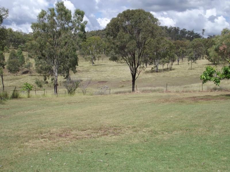 8049 Isis Highway, Dallarnil QLD 4621