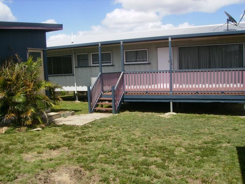17 Queen Street, Dallarnil QLD 4621