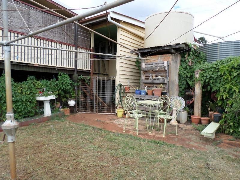 228 Old Creek Road, Childers QLD 4660