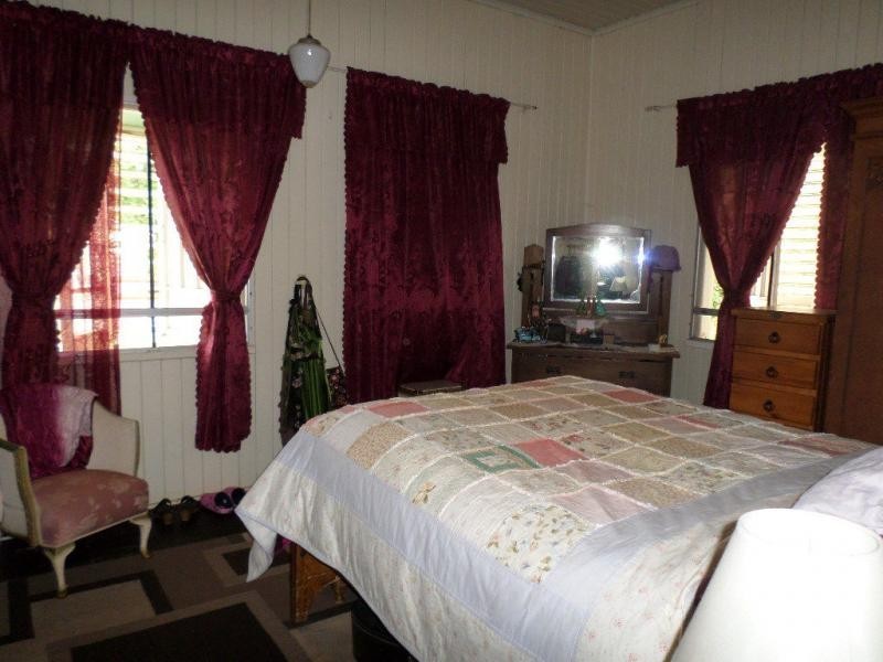 228 Old Creek Road, Childers QLD 4660