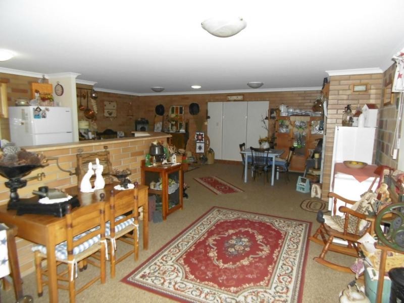 8 Whites Road, Childers, Horton QLD 4660