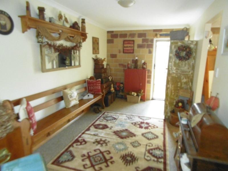 8 Whites Road, Childers, Horton QLD 4660