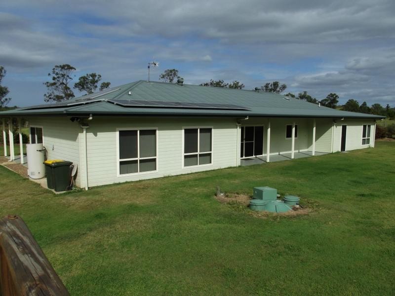 108 St Kilda Road, Tirroan QLD 4671