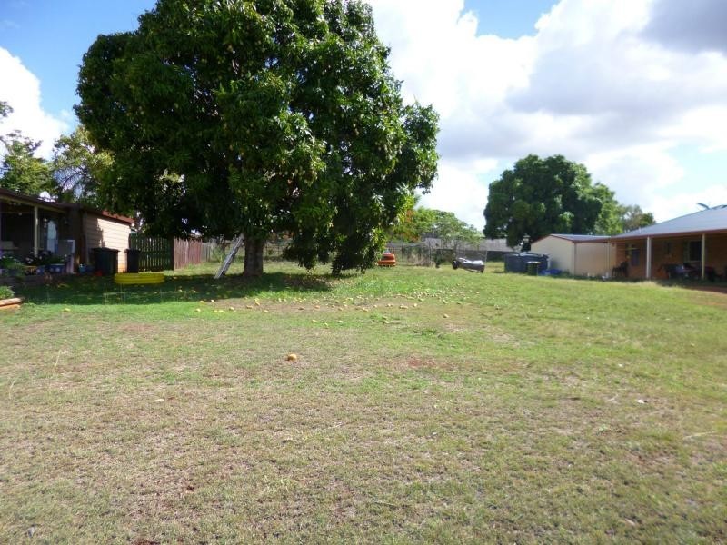 6 Hinkler Street, Childers QLD 4660
