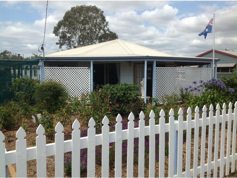 Buxton QLD 4660