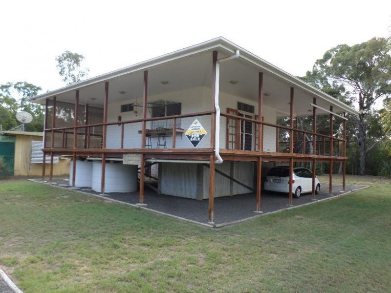 8 Charlton Street, Buxton QLD 4660