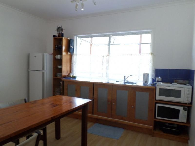 8 Charlton Street, Buxton QLD 4660