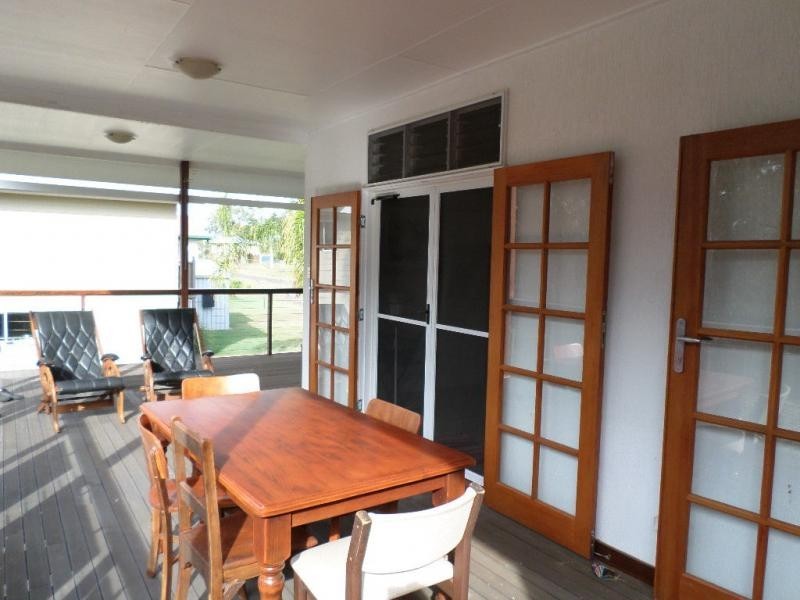 8 Charlton Street, Buxton QLD 4660