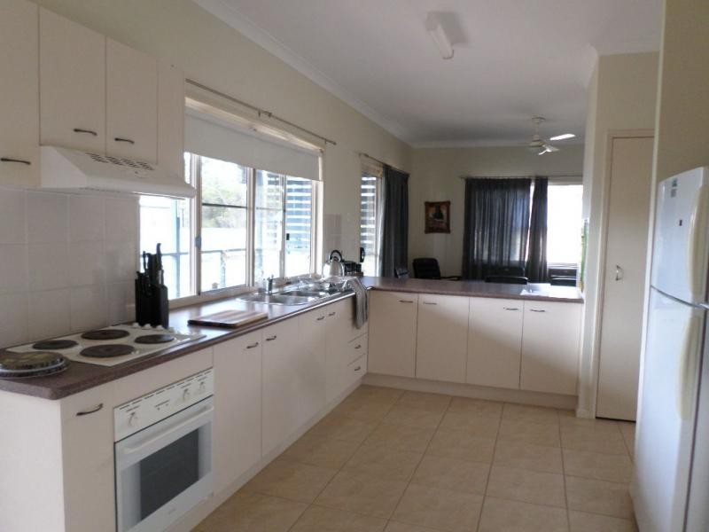 28 Powers Street, Buxton QLD 4660