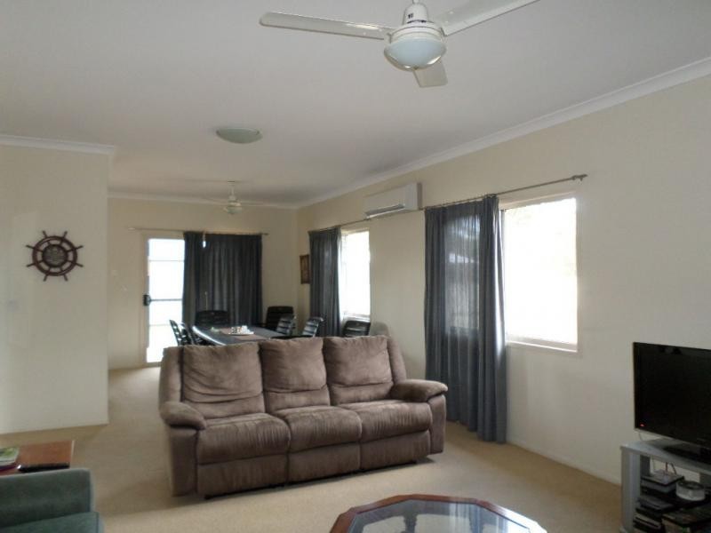 28 Powers Street, Buxton QLD 4660