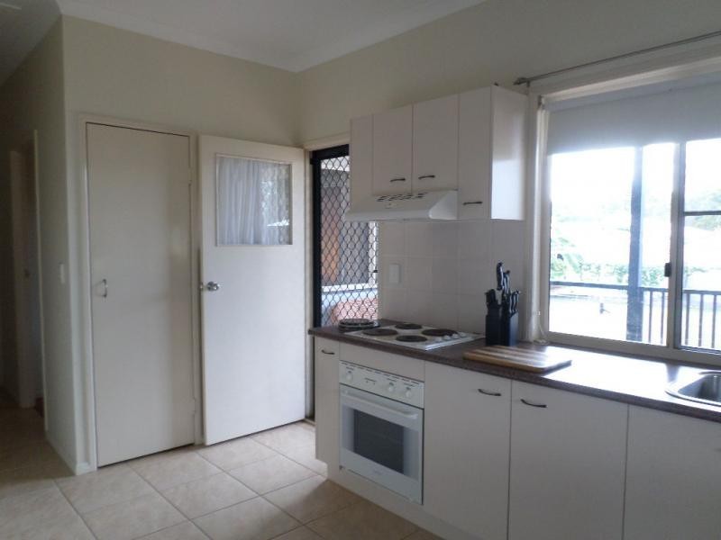 28 Powers Street, Buxton QLD 4660