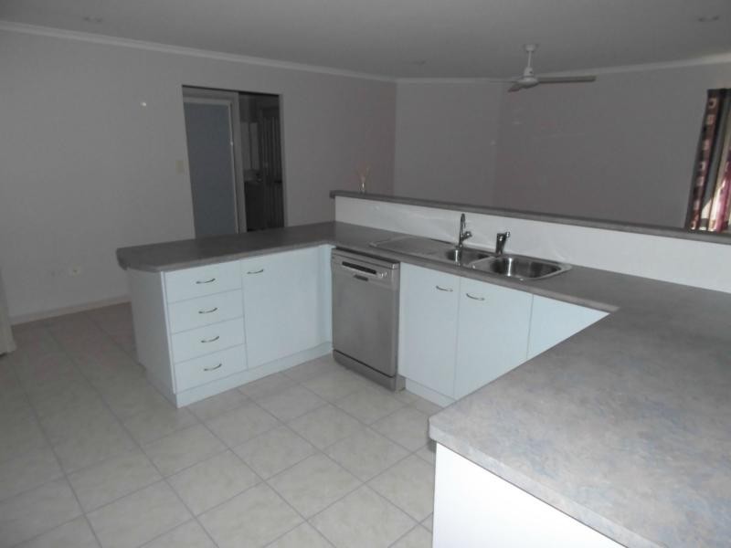 19 Hinkler Street, Childers QLD 4660