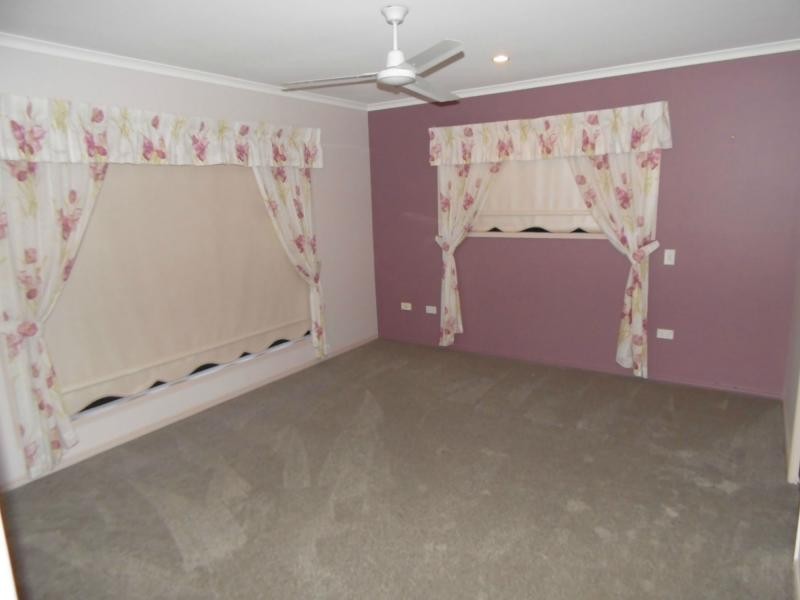 19 Hinkler Street, Childers QLD 4660