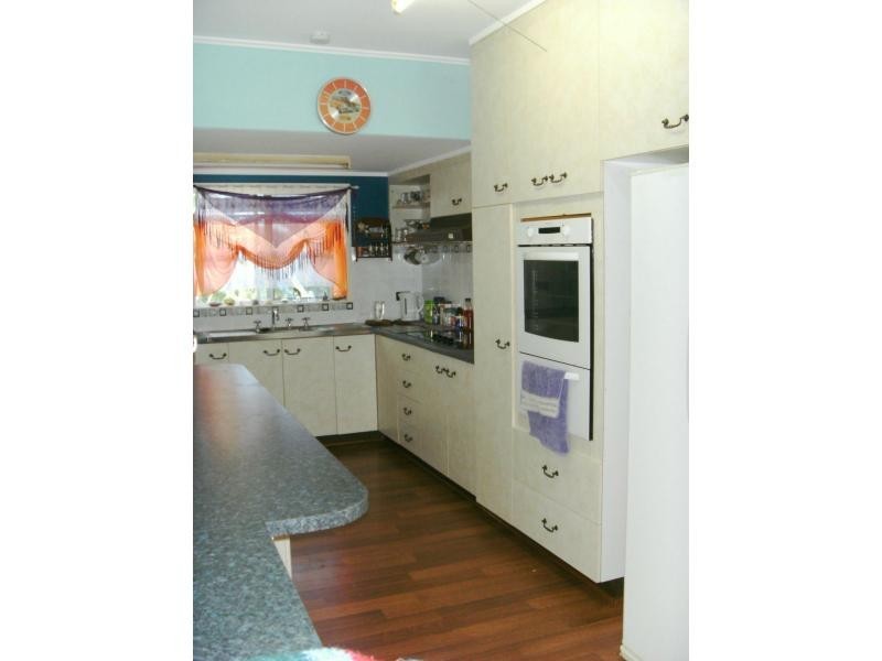 16 McIlwraith Street, Childers QLD 4660