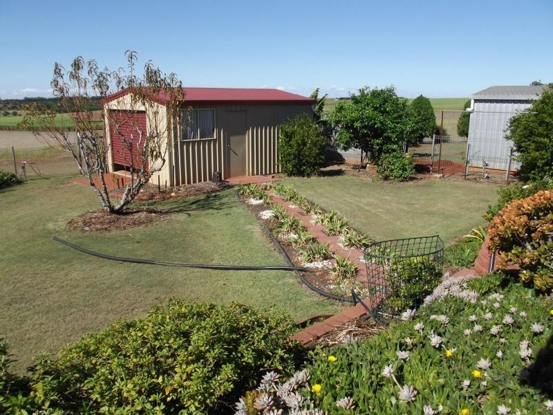 33 Broadhurst Street, Childers QLD 4660