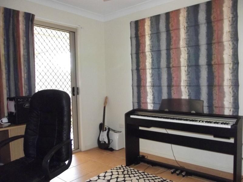 33 Broadhurst Street, Childers QLD 4660