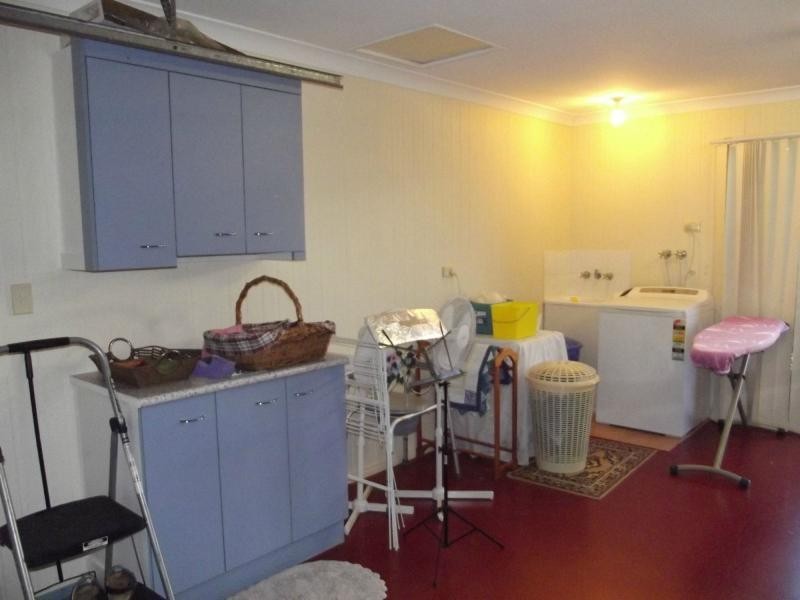 33 Broadhurst Street, Childers QLD 4660