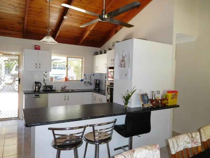 572 Goodwood Road, Childers, North Isis QLD 4660