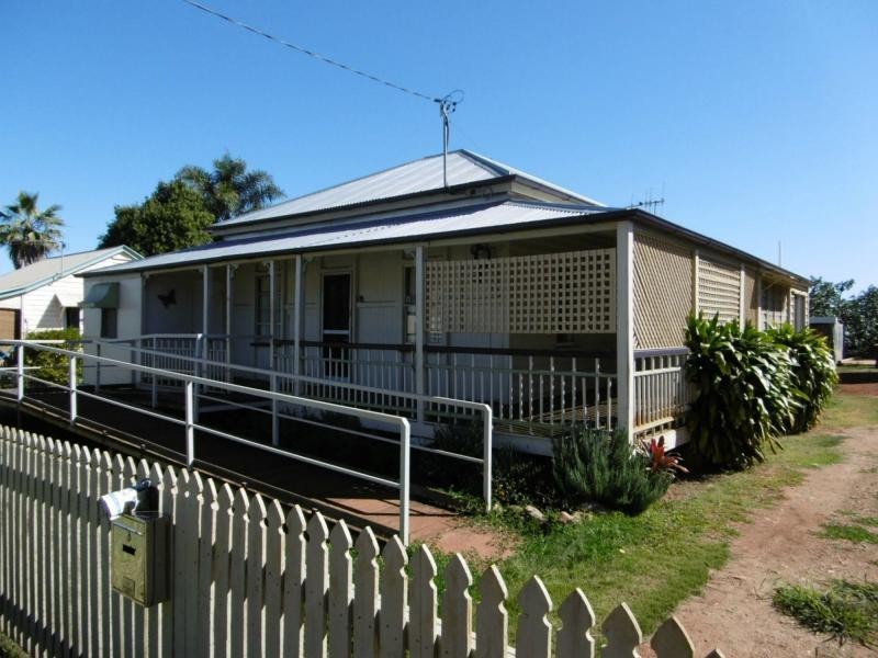 4 Noakes Street, Childers QLD 4660