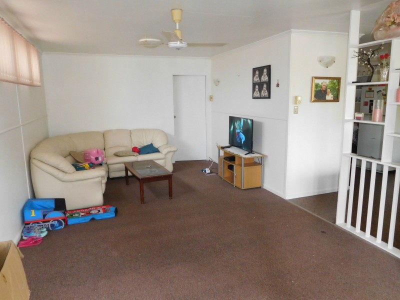 3 Cevn Street, Childers QLD 4660