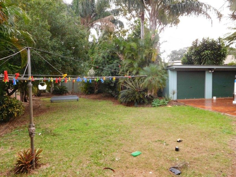 3 Cevn Street, Childers QLD 4660