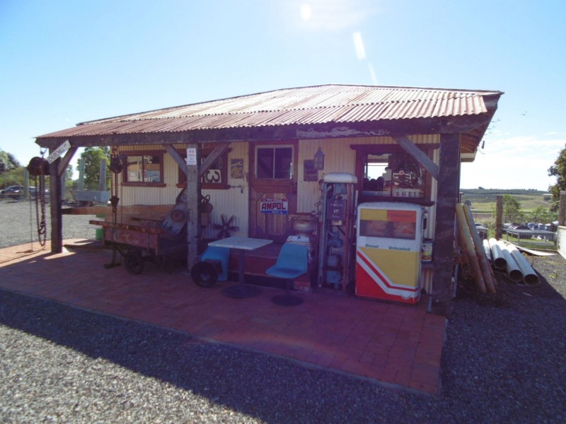28678 Bruce Highway, Childers QLD 4660