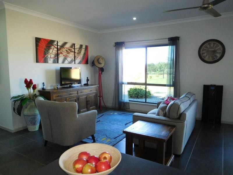 125 Park Avenue, North Isis, Childers QLD 4660