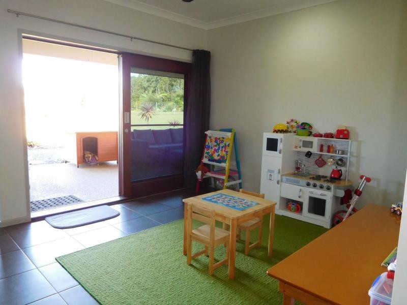 125 Park Avenue, North Isis, Childers QLD 4660