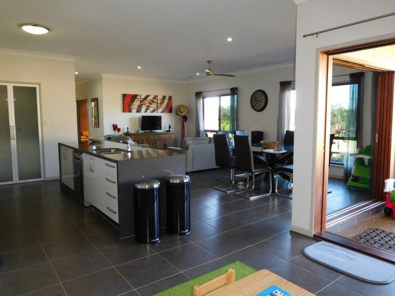 125 Park Avenue, North Isis, Childers QLD 4660