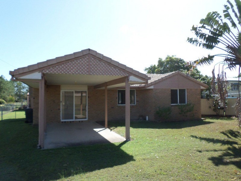 24 Travis Street, Buxton QLD 4660