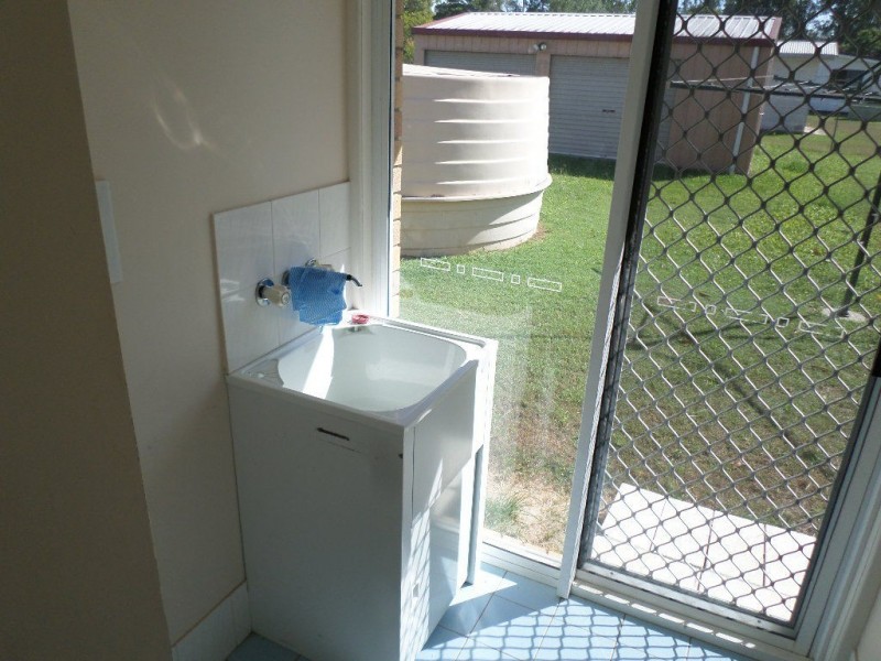 24 Travis Street, Buxton QLD 4660