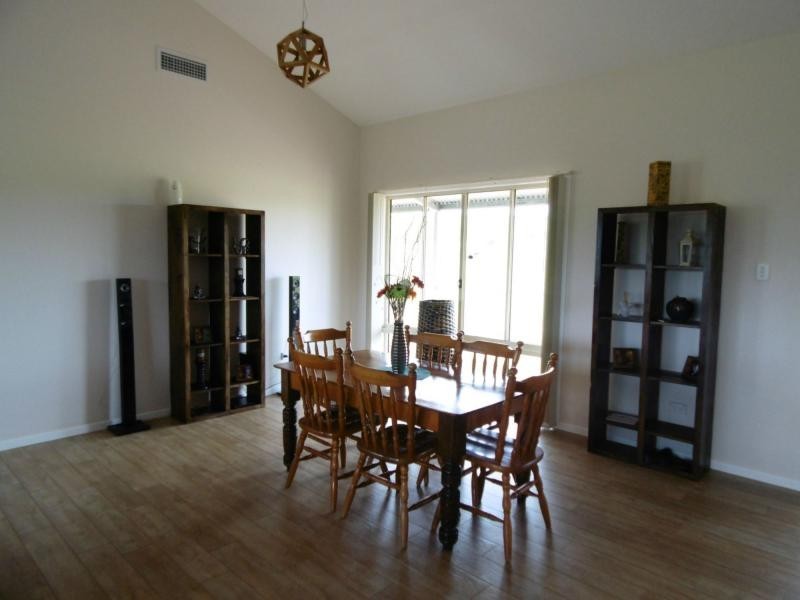 Isis Central QLD 4660