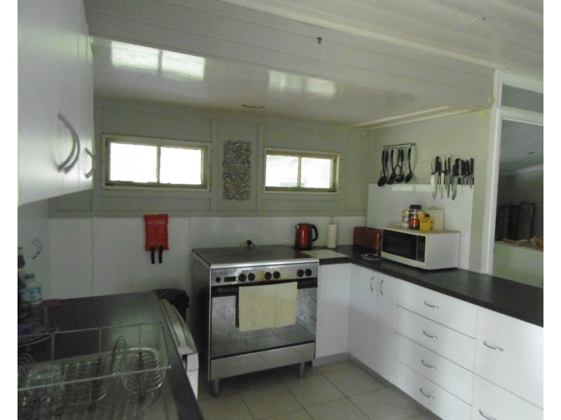 90 Garryowen Road, Redridge QLD 4660