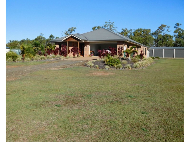 125 Park Avenue, Childers QLD 4660