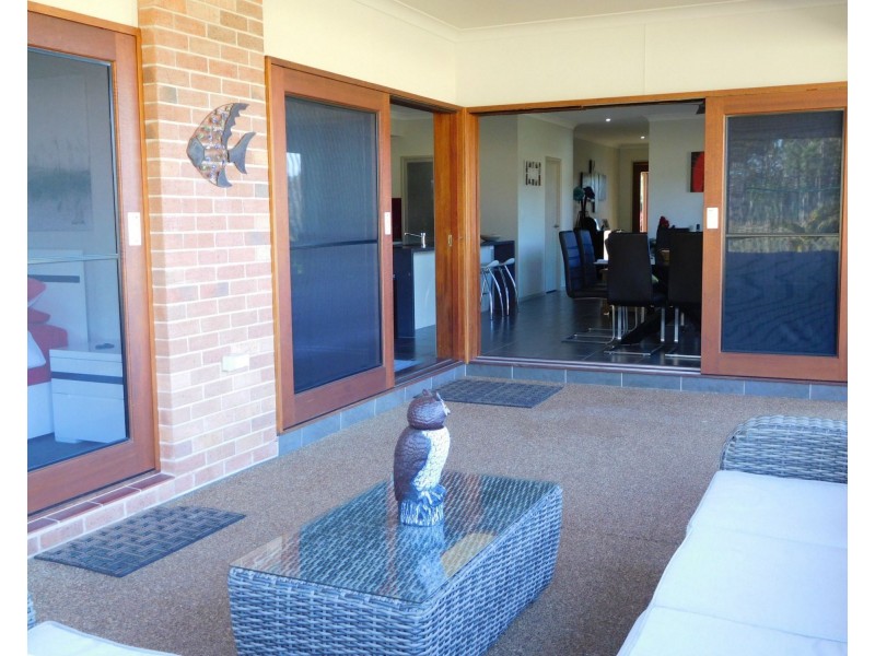 125 Park Avenue, Childers QLD 4660