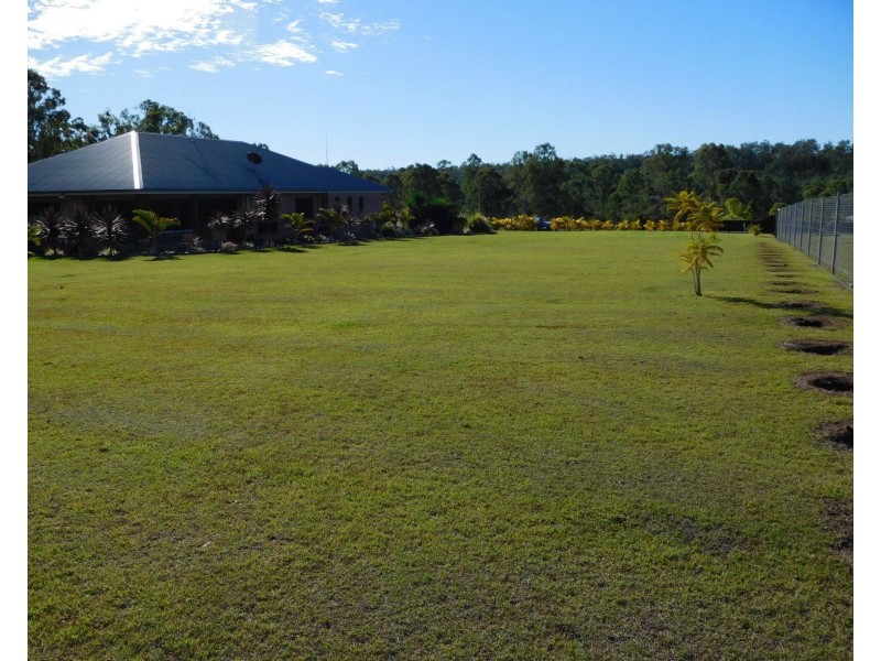 125 Park Avenue, Childers QLD 4660