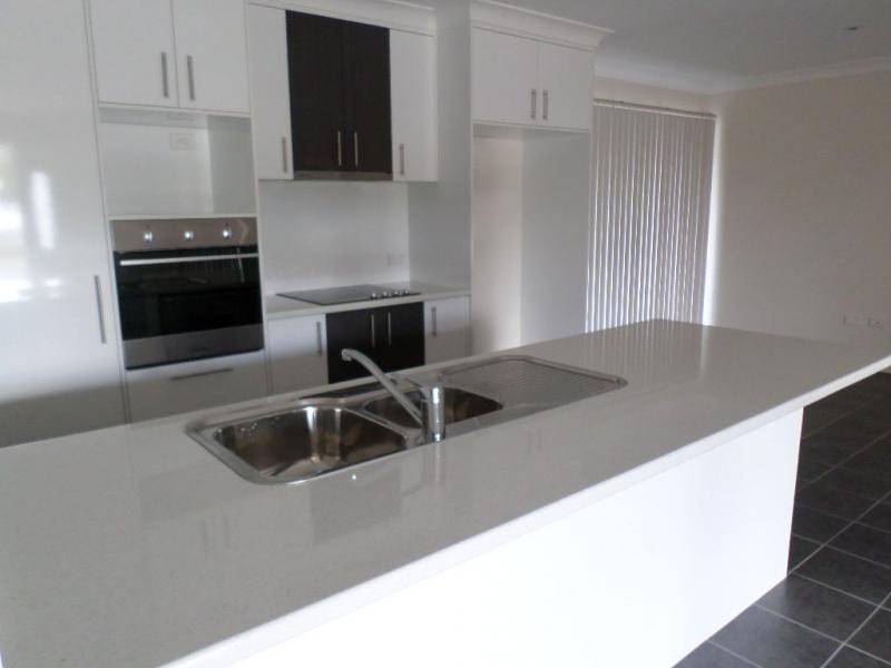 10 Yalla Lane, Childers, Redridge QLD 4660