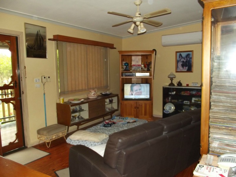 16 Little Main Street, Dallarnil QLD 4621