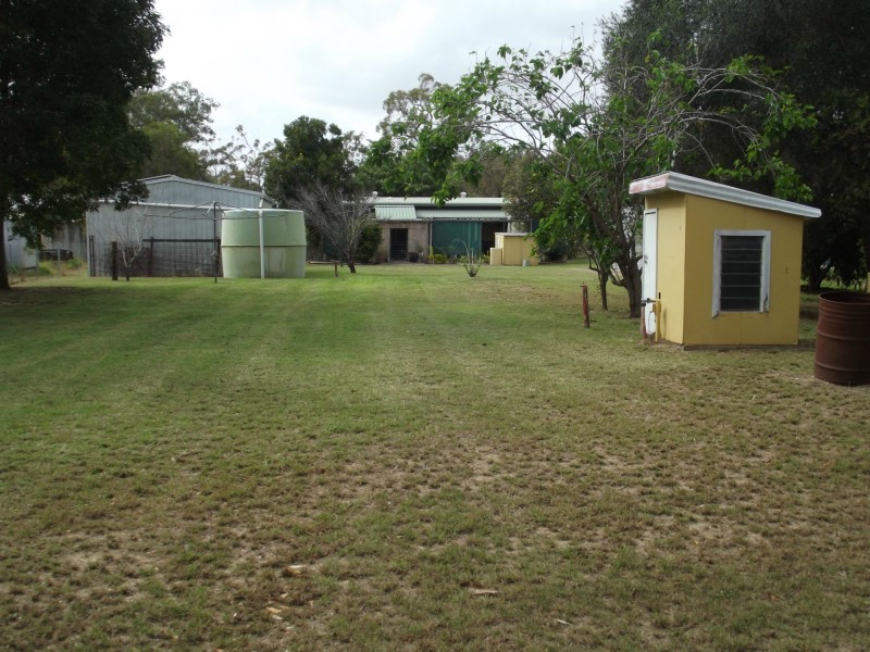 16 Little Main Street, Dallarnil QLD 4621