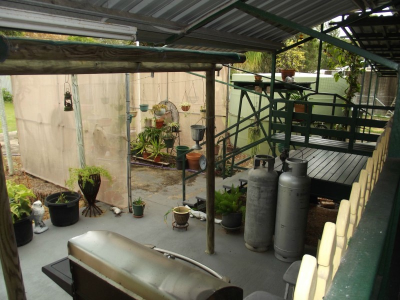 16 Little Main Street, Dallarnil QLD 4621