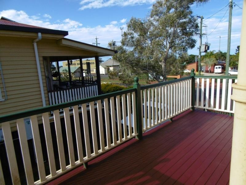 8 Ridgway Street, Childers QLD 4660