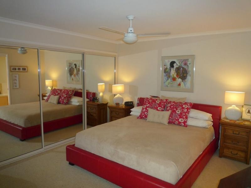 2 Honeyeater Court, Woodgate QLD 4660