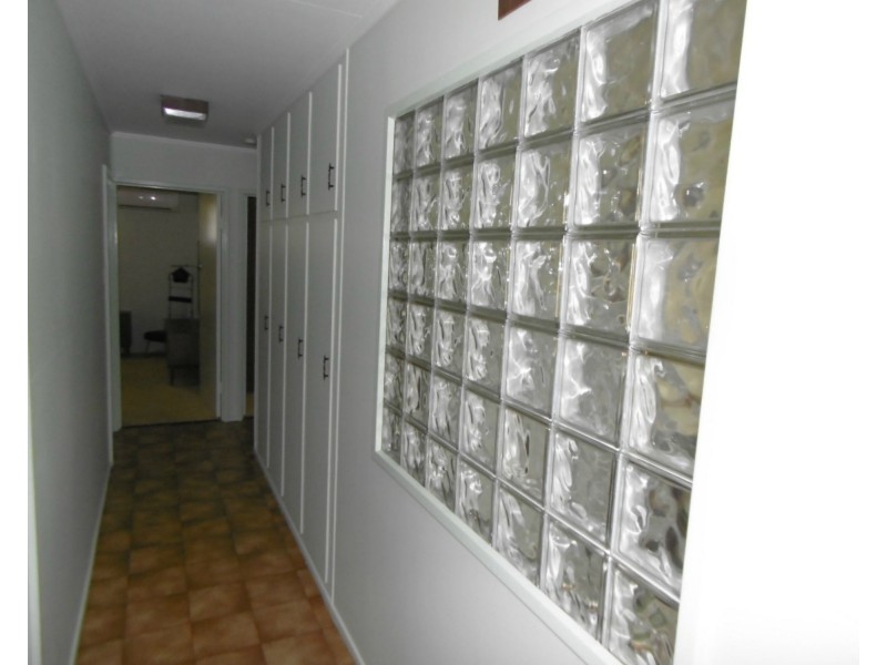 6 Harney Street, Childers QLD 4660