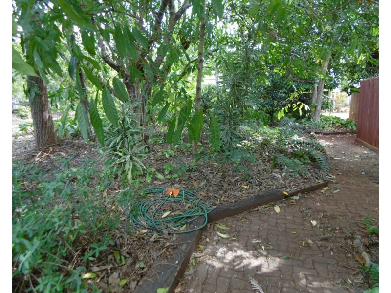 2 New Street, Childers QLD 4660