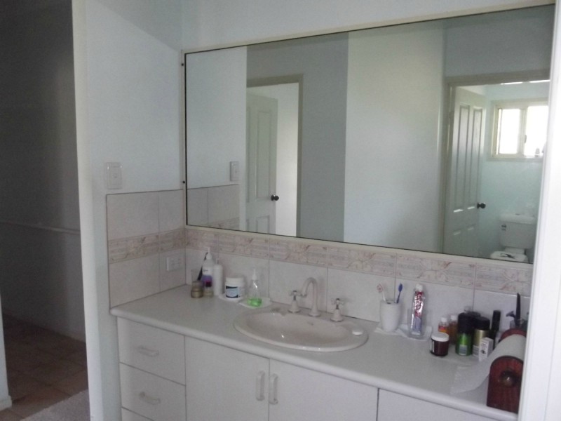 112 Coles Road, Kullogum QLD 4660