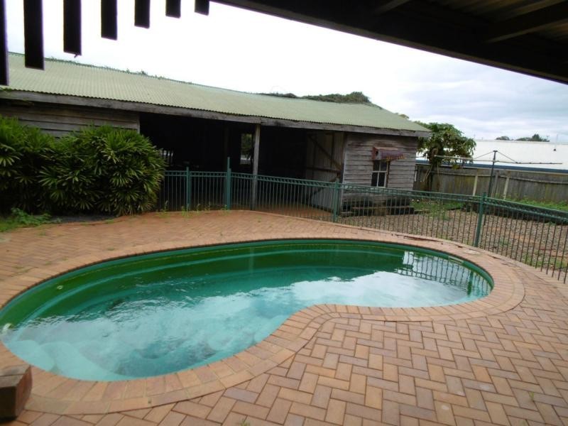 6 North Street, Childers QLD 4660